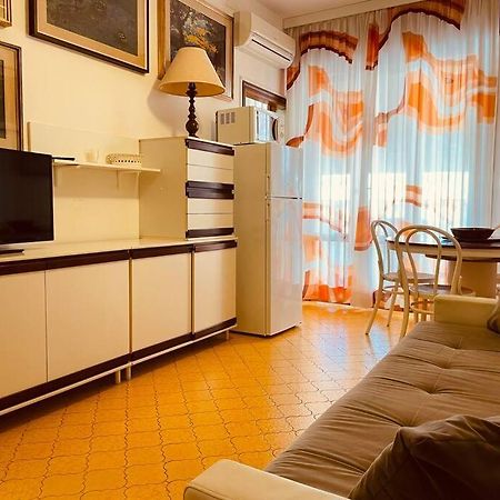 Appartamento Soyus 10 Lido di Jesolo Exterior foto